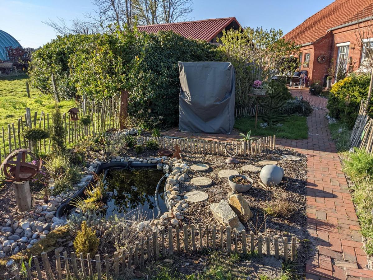 Ferienwohnung Landambiente Hage Halbemond Exterior foto